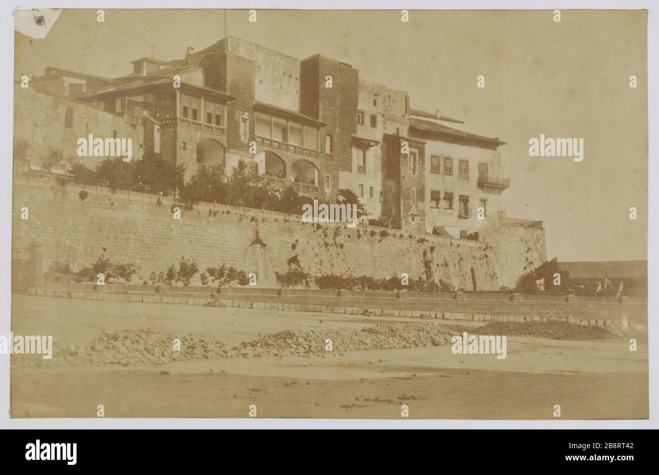 Palace Of The King To Palma De Mallorca Palais Du Roi A Palma De Majorque Baleares 1860 Photographie De Leballeur Et Auzou Paris Maison De Victor Hugo Stock Photo Alamy Palace Of The King To Palma De Mallorca Palais Du Roi A Palma De Majorque Baleares 1860 Photographie De Leballeur Et Auzou Paris Maison De Victor Hugo Stock Photo Alamy