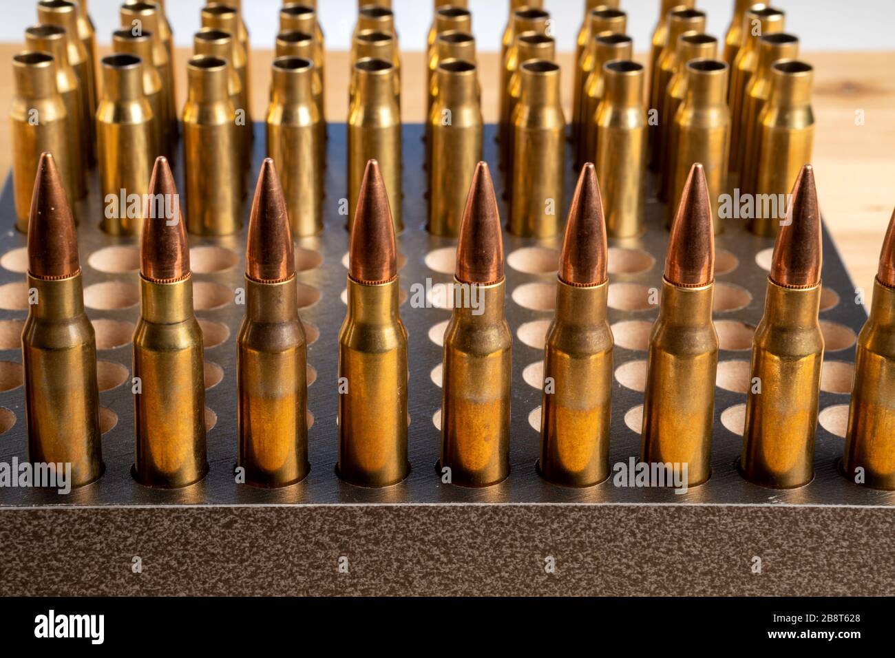 Production of cartridges for a rifle, reload. Empty shells and