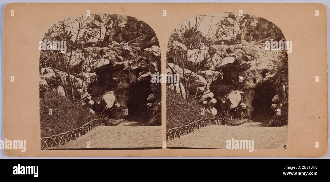 Grotte du Bois de Boulogne, 16th arrondissement, Paris. Bois de Boulogne Grotte du Bois de Boulogne, Paris (XVIème arr.). Photographie anonyme. Tirage sur papier albuminé. vers 1853-1863. Paris, musée Carnavalet. Stock Photo