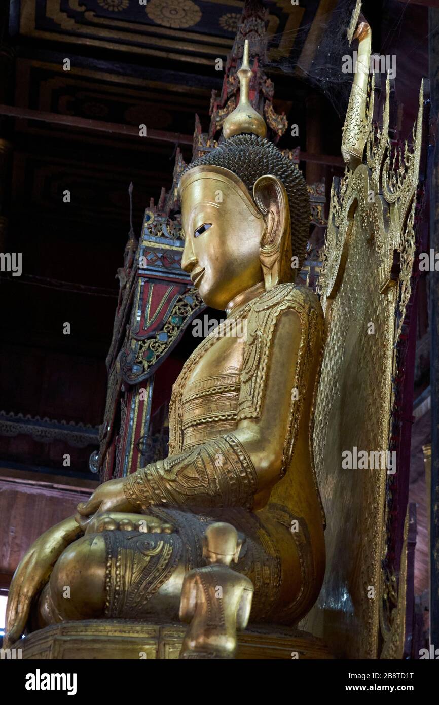 Buddha Statue, Nga-Phe-Kyaung-Kloster, Inle See, Shan-Staat, Myanmar Stock Photo