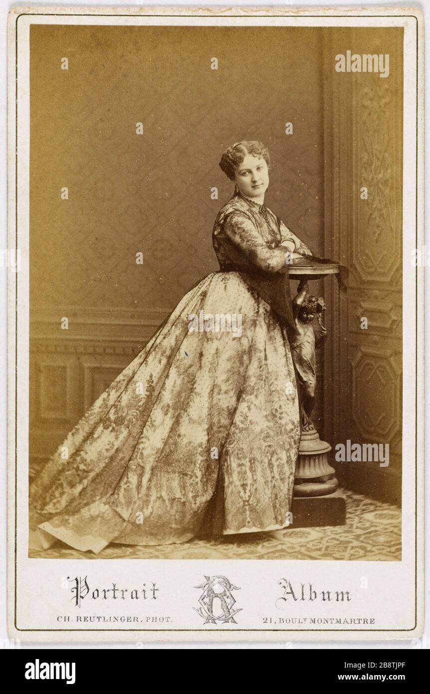 Portrait of Amélie Latour 'Amélie Latour, actrice'. Photographie de Charles Reutlinger (1816-1880). Tirage sur papier albuminé. Paris, musée Carnavalet. Stock Photo
