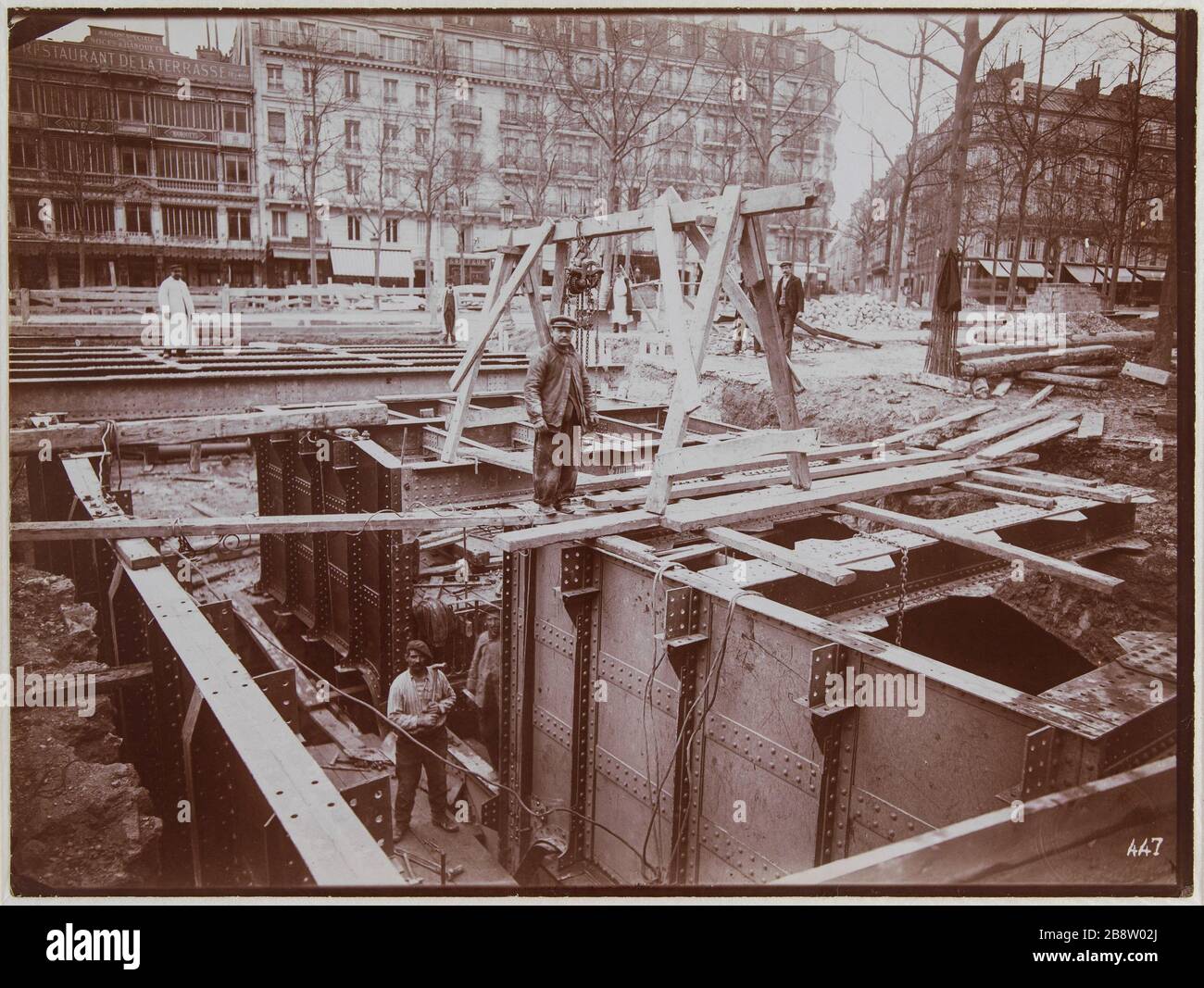 starting station Porte Maillot. Construction of access. Mounting the metal  frame. 4 April 1900 departure station Porte Maillot. Construction of  access. Mounting the metal frame. 16th & 17th district, Paris. April 4,