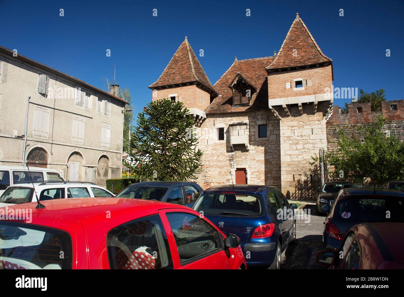 Barbican and north wall. Cahors, Òlt, Occitania (Lot, France) Stock Photo