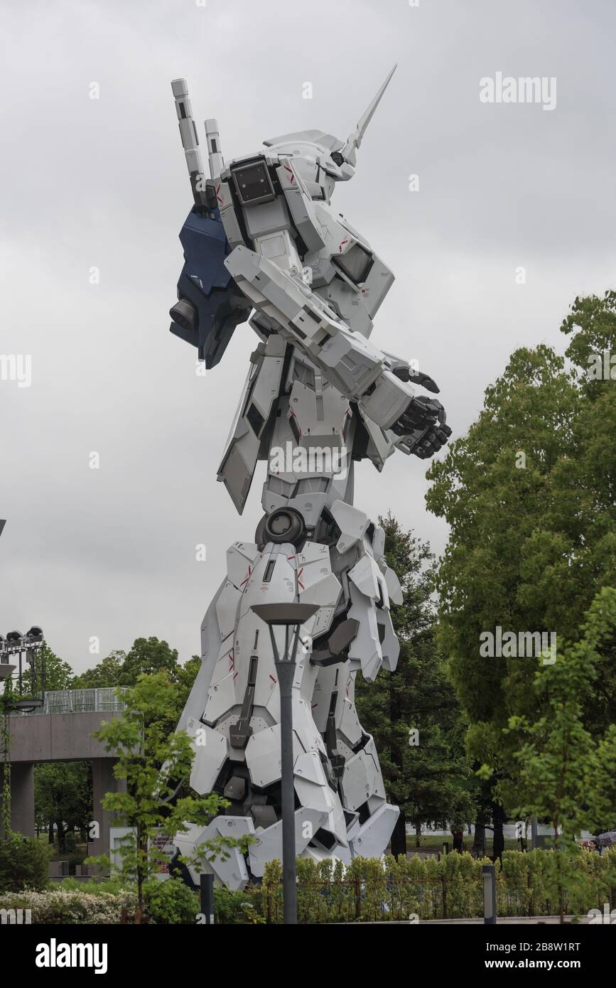 Odaiba, Tokyo/Japan - May 21, 2019 : UNICON GUNDAM SCALE 1:1 model of RX-0  Mobile Suit statue at Diver City Stock Photo - Alamy