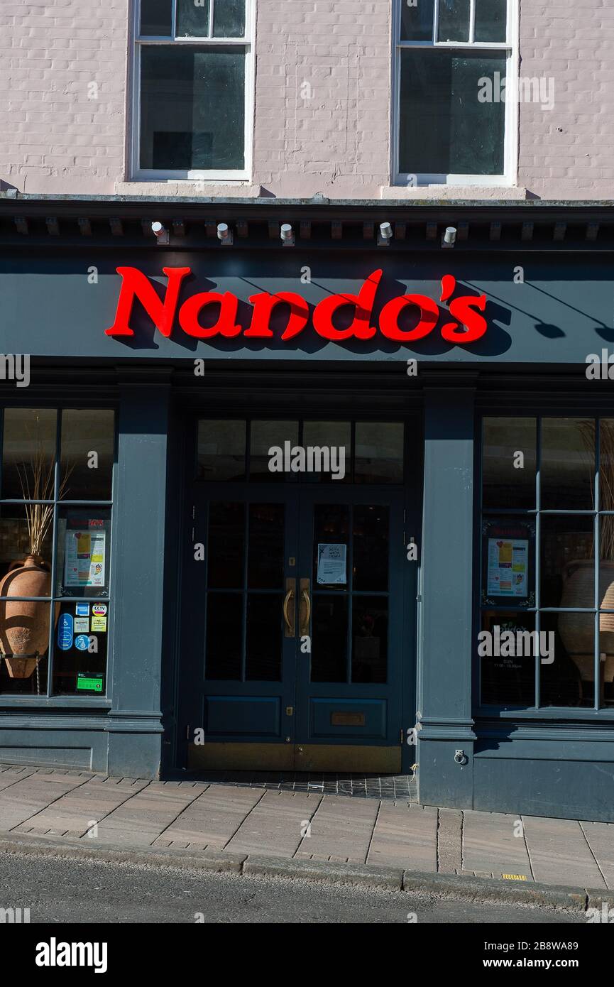 Nandos window sign hi-res stock photography and images - Alamy