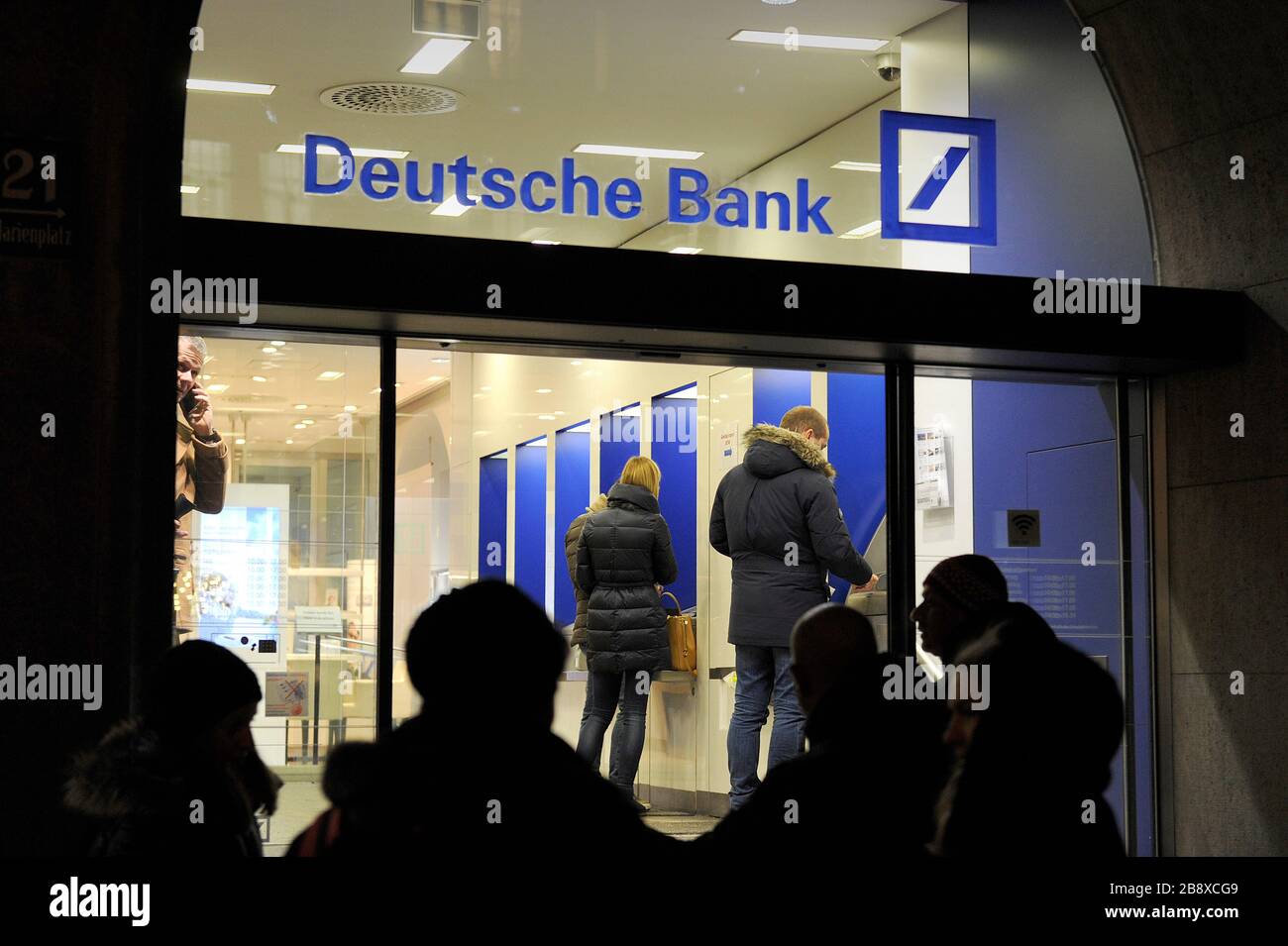 Deutsche Bank Branch High Resolution Stock Photography and Images - Alamy