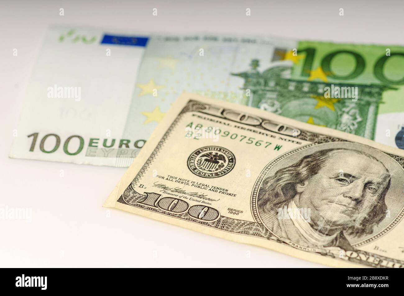 70 us dollars in euro
