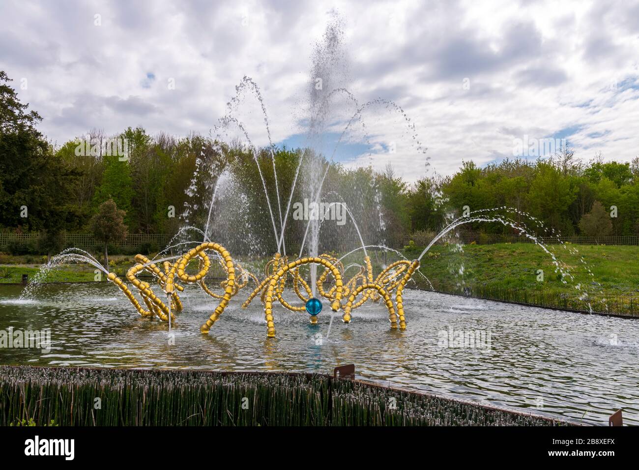 Fountains in the garden of Versailles, France Stock Photo Alamy