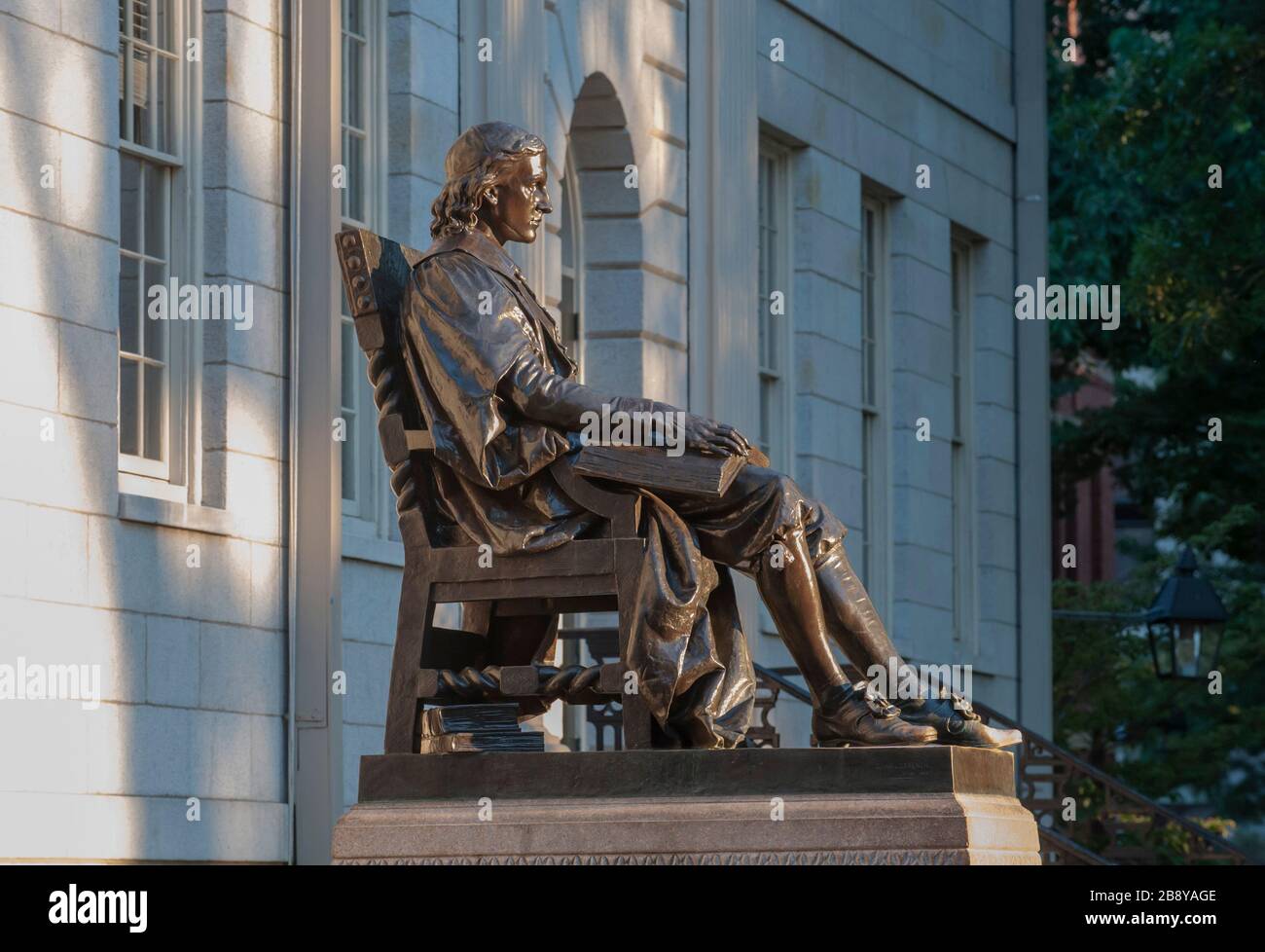 John Harvard statue in Harvard University Stock Photo - Alamy