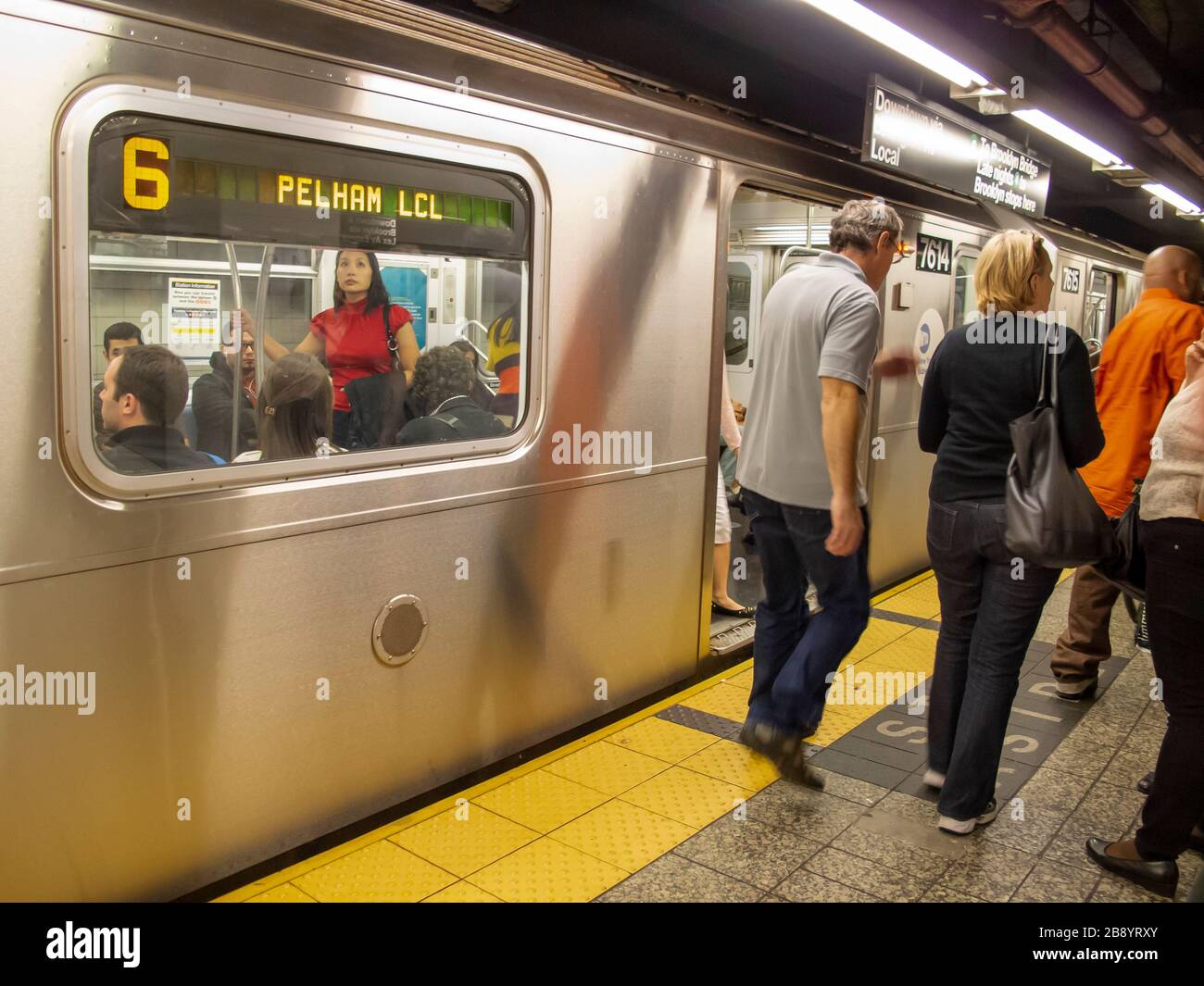 New York subway system Stock Photo - Alamy