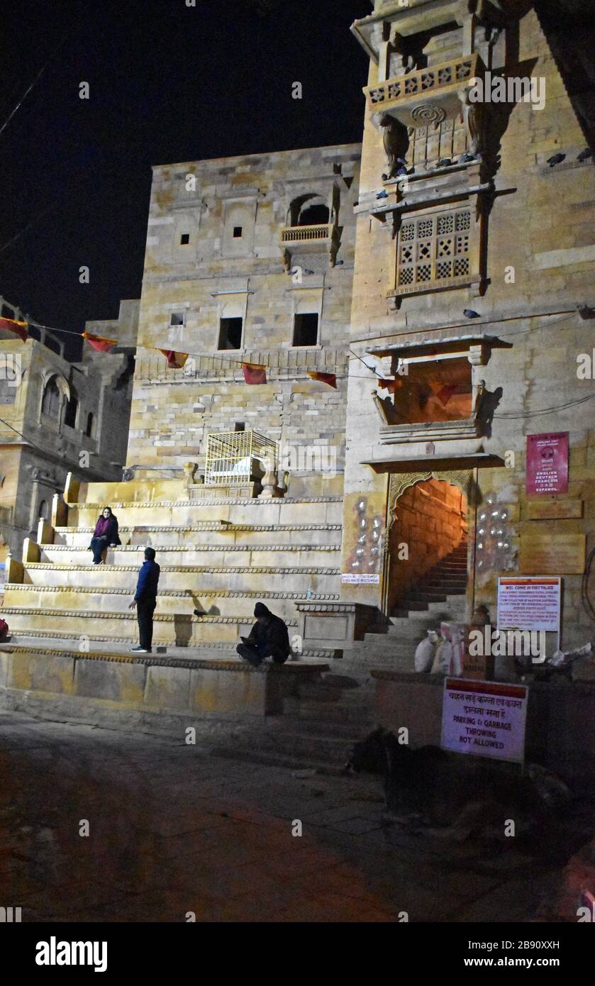 Jaisalmer castle at night hires stock photography and images Alamy