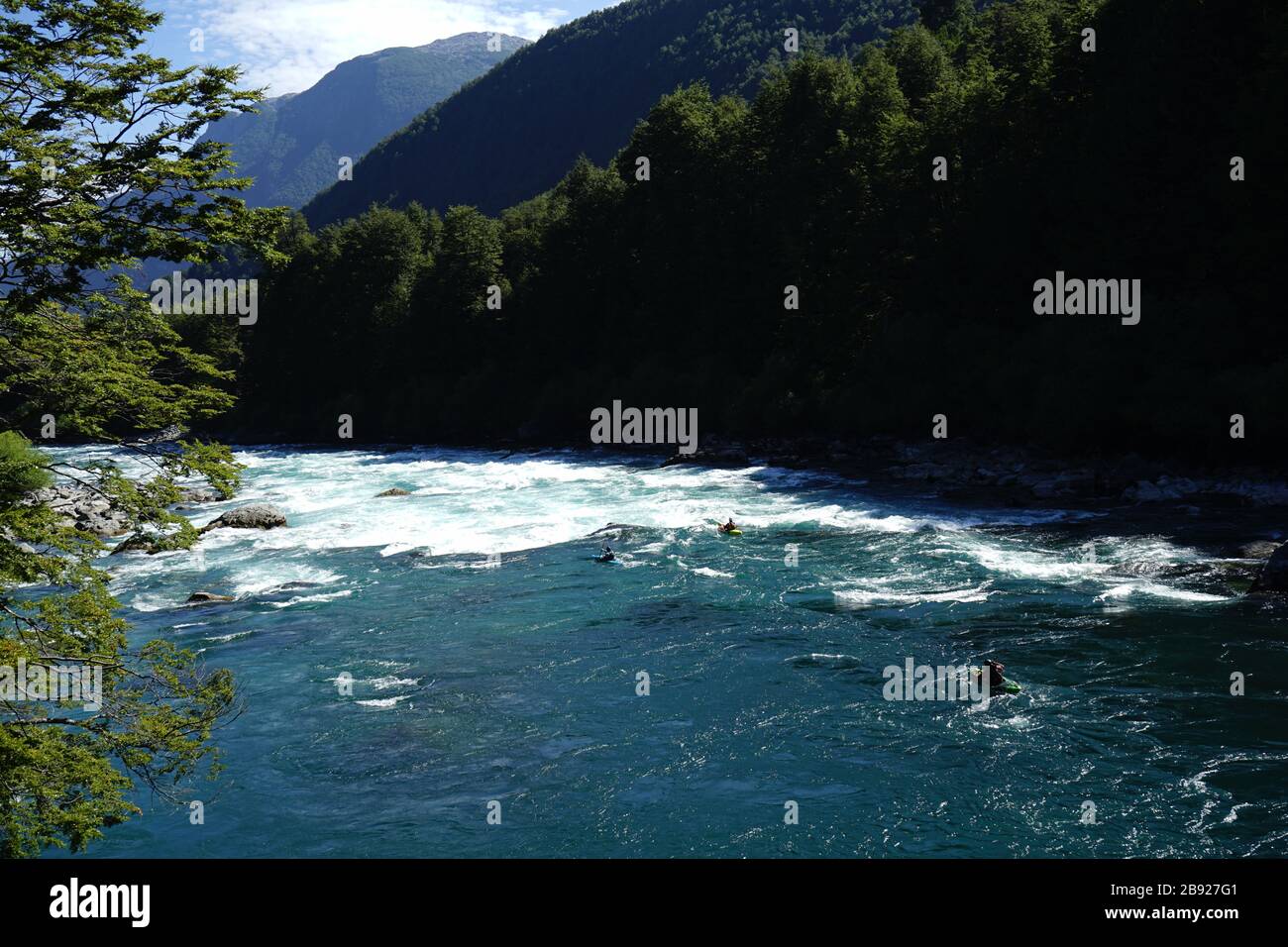 Kayakers entering rapids on Futaleufa river, Patagonia, Chile Stock Photo