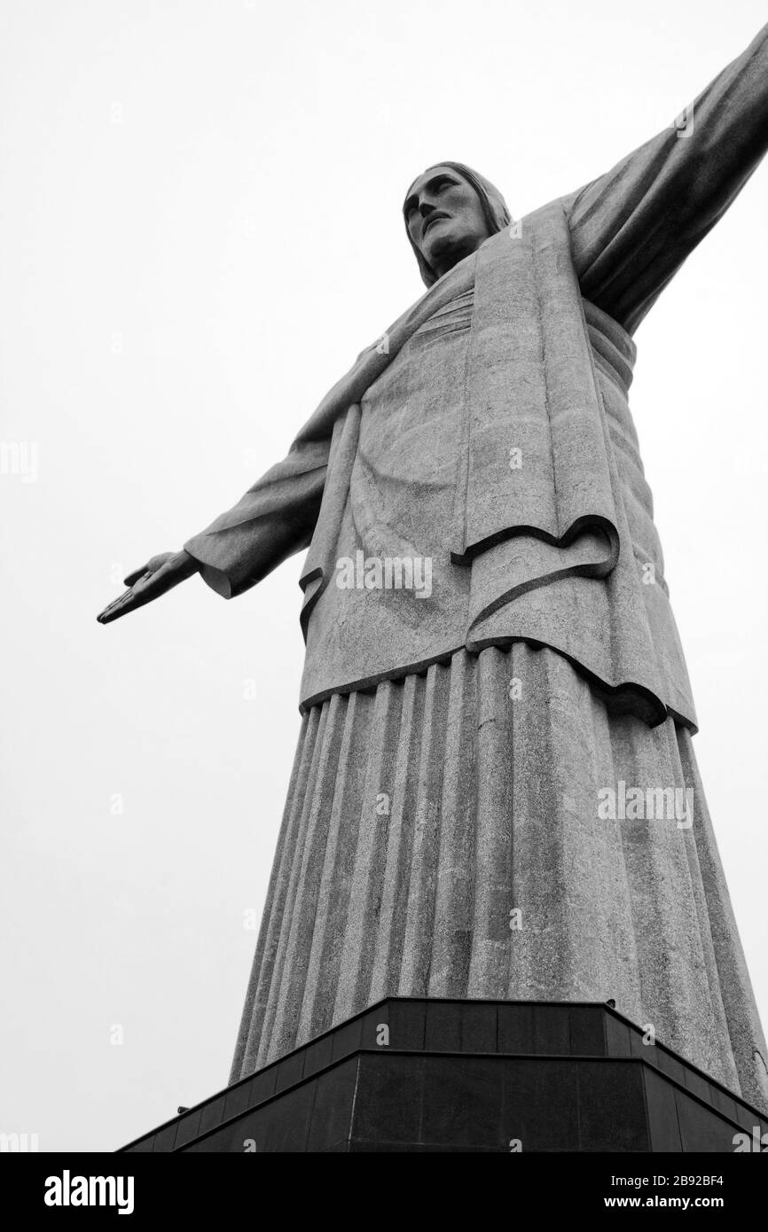 Christ the Redeemer statue; iconic; 125 feet high; 1931; Art Deco