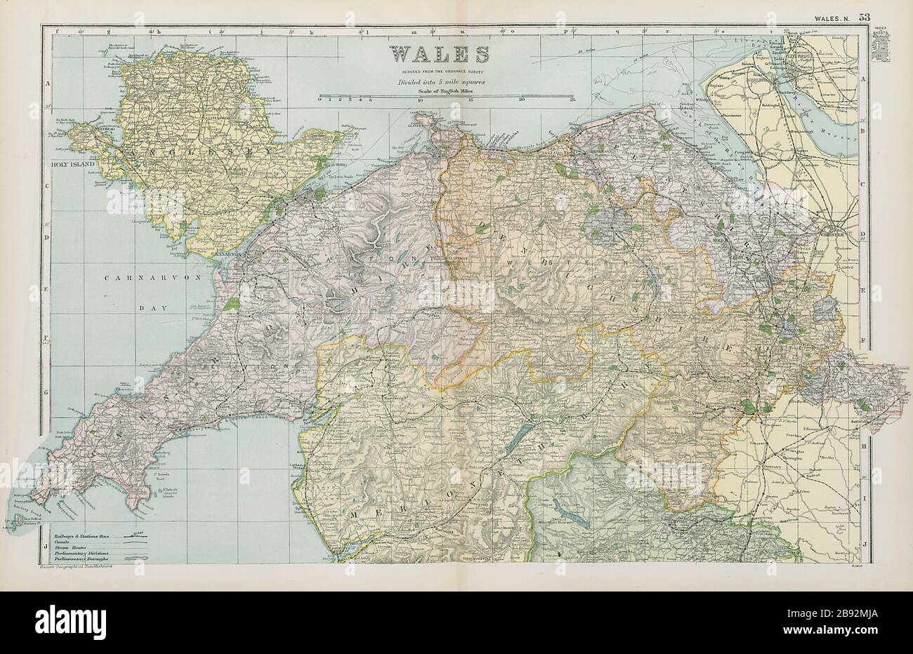 NORTH WALES/SNOWDONIA. Anglesey Carnarvon/Denbigh/Flintshire. BACON 1900 map Stock Photo