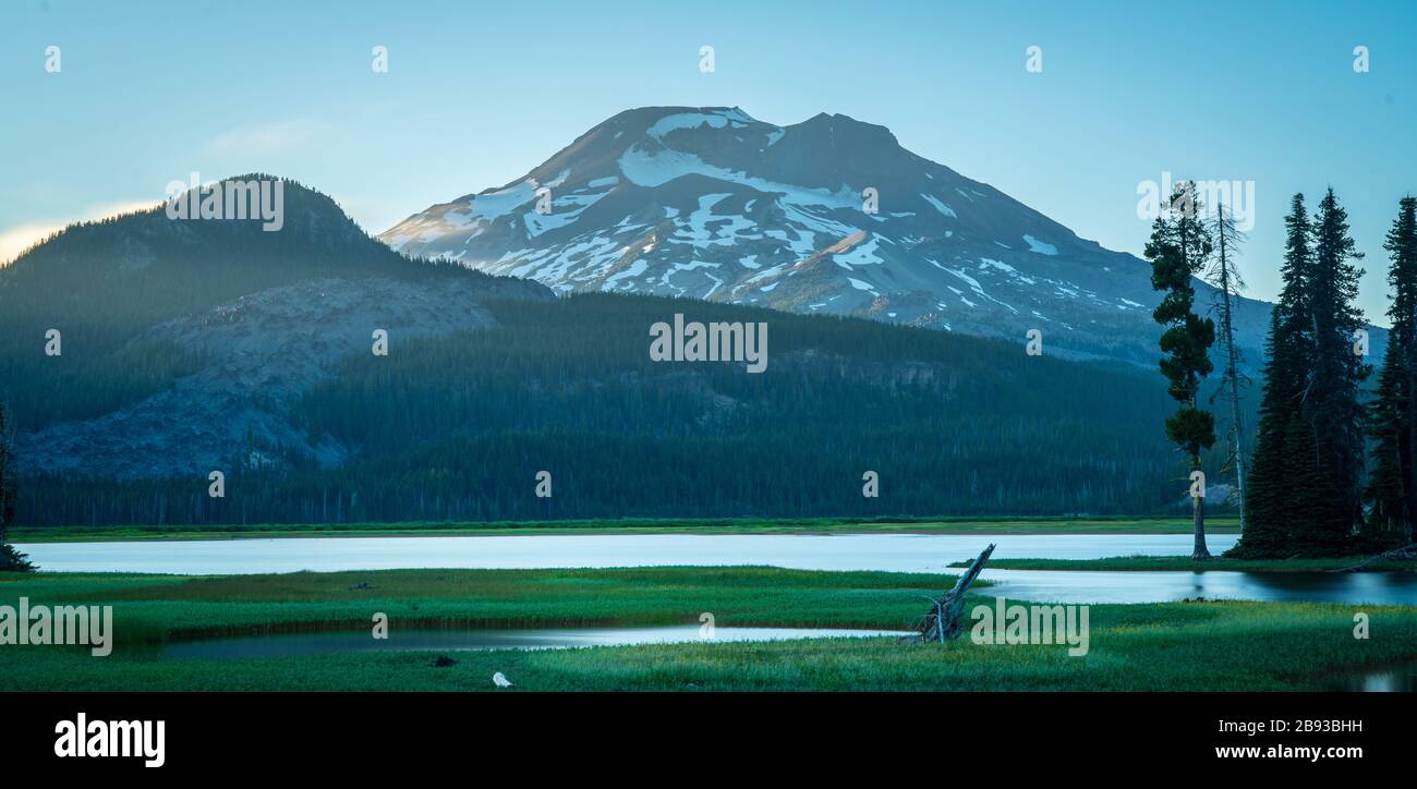 Mountains in Oregon at Sparks Lake Stock Photo