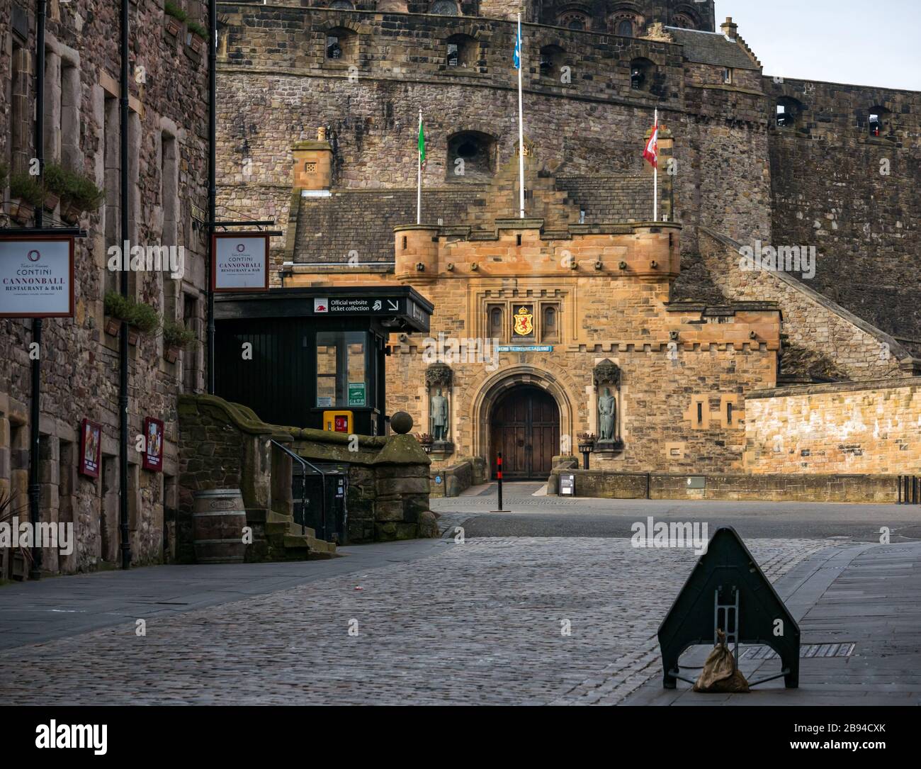 Deserted with no tourists at closed Edinburgh castle during Covid-19 Coronovirus pandemic, Edinburgh, Scotland, UK Stock Photo