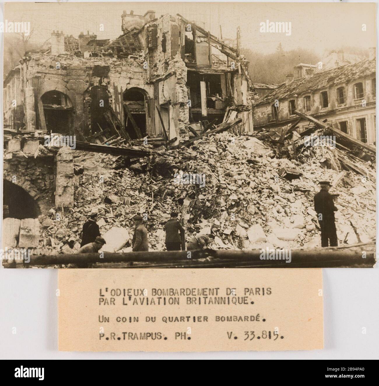 Tirage Photo Vintage 1945 Strasbourg Bombardé - Format 6x6 Cm, Tirage Argentique Original