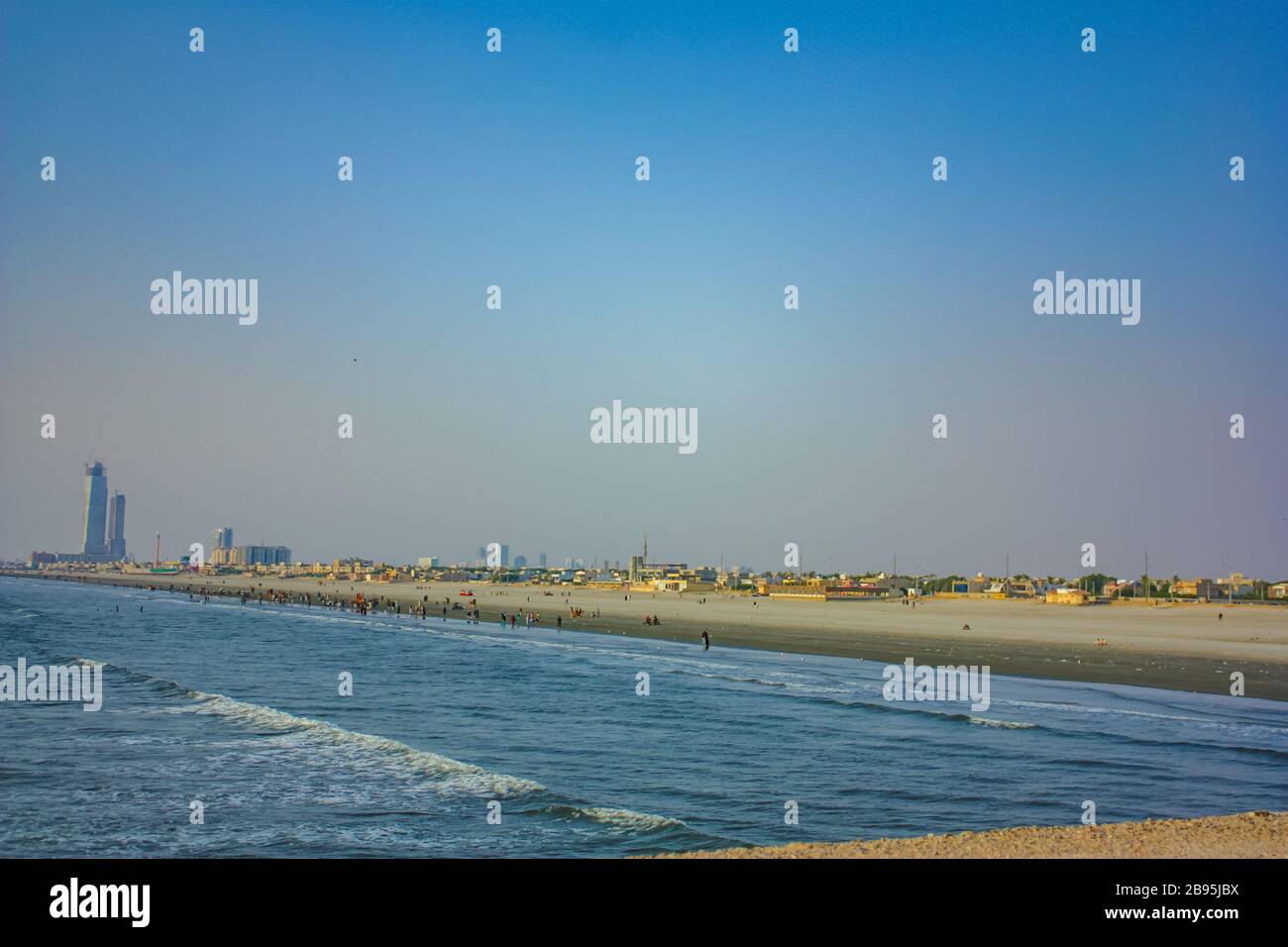 Clifton beach karachi pakistan hires stock photography and images Alamy
