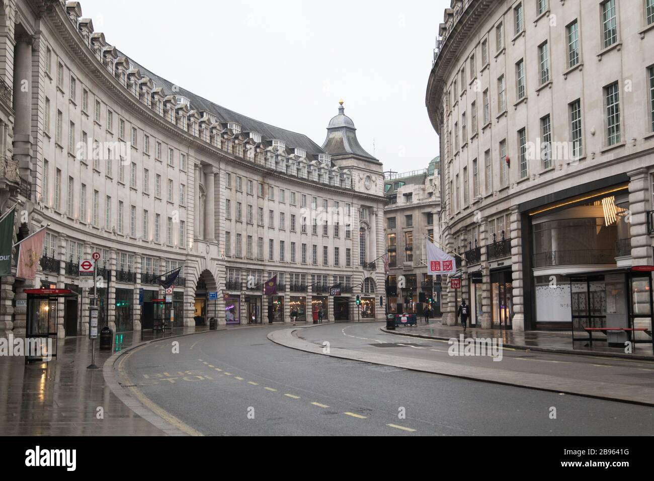 Oxford Circus, Piccadilly Circus, Regent Street, Oxford Street and Carnaby  Street are practically deserted at rush hour this morning Stock Photo -  Alamy