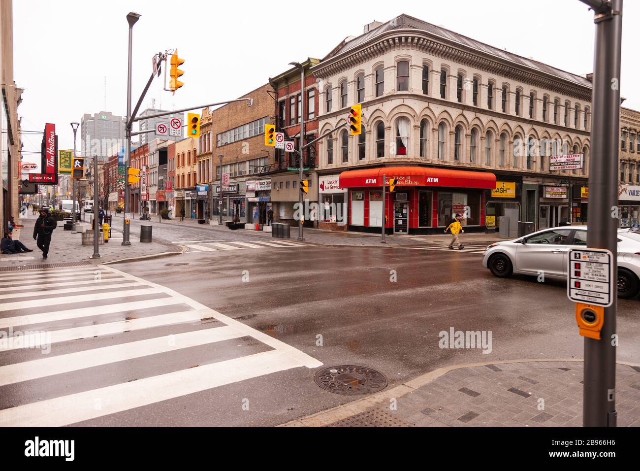 Empty Streets And Sidewalks In The Centre Of London Ontario Canada During The Covid 19 Pandemic Outbreak Stock Photo Alamy
