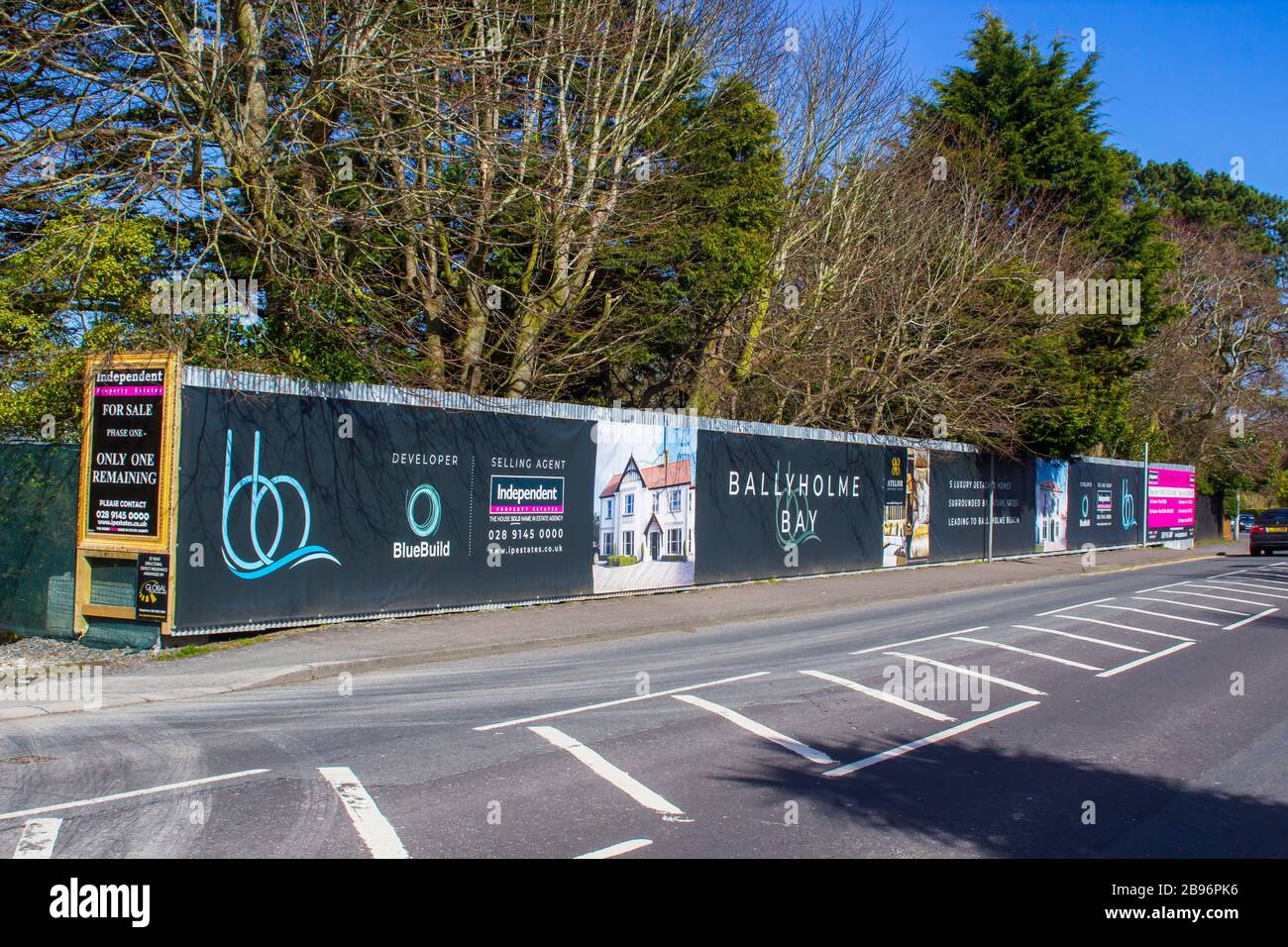 19 March 2020 A building property development sign erected by Independent Property Estates and advertising luxury properties for sale on the Groomspor Stock Photo
