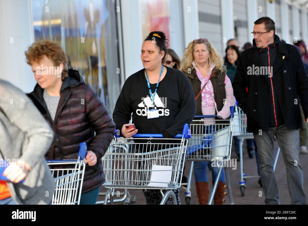 Tesco, Gloucester opened its doors an hour early for NHS workers to