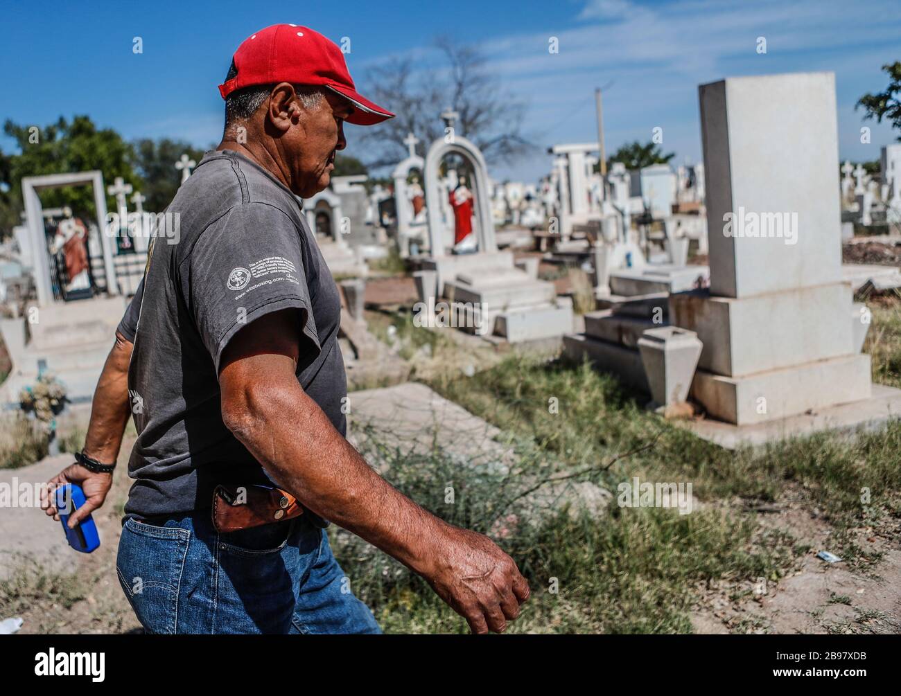 José Luis "El Zurdo" Ramírez, former Sonoran boxer. boxing champion