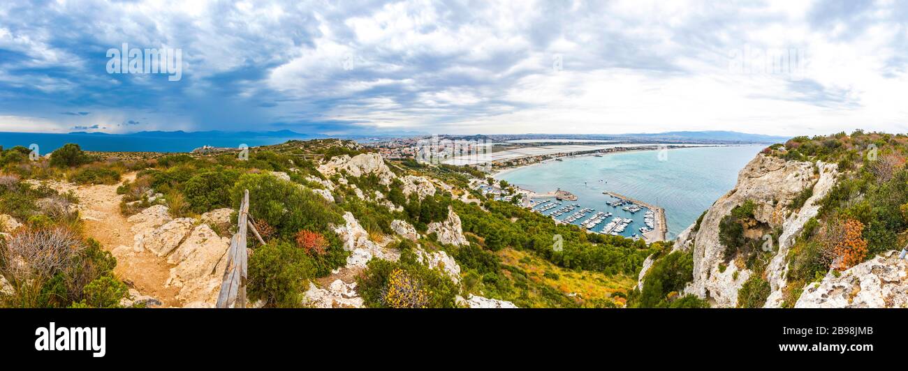 Panoramic view of Cagliari city, Sardinia island, Italy. View from the  Devils Saddle (La Sella del Diavolo). Il Poetto beach on the right Stock  Photo - Alamy