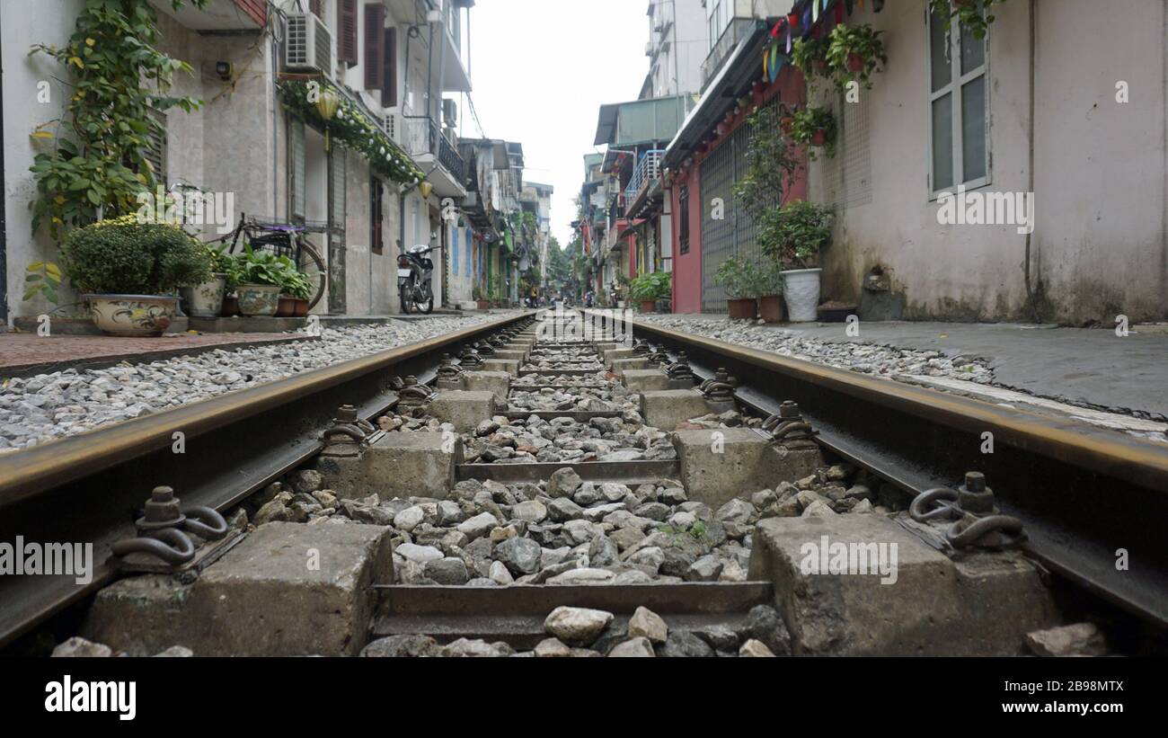 rusty railroad tracks in hanois famous train street Stock Photo Alamy