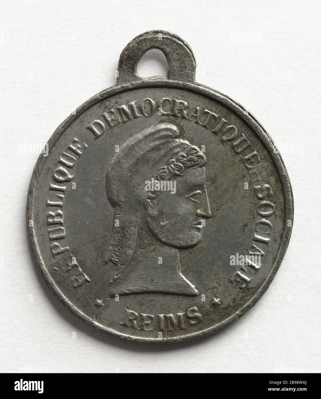 Club socialist Reims ', 1848 (registered title (letter)) Médaille. Club des socialistes de Reims. Etain, 1848. Paris, musée Carnavalet. Stock Photo