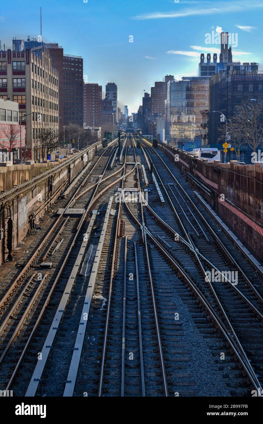 New York Févr 2020 135Th Street Station Métro Piste Manhattan — Photo  éditoriale © demerzel21 #357058314