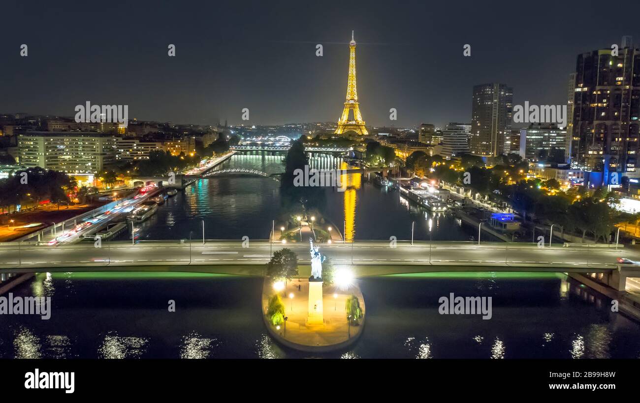 Aerial view of the Eiffel Tower and the Statue of Liberty, Paris