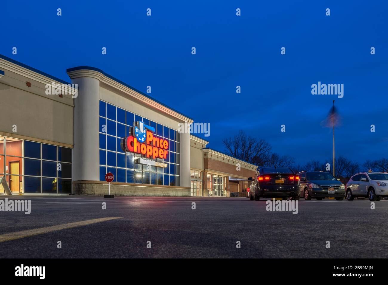 New Hartford, New York - Mar 19, 2020: Price Chopper is a Grocery Store Chain Owned by Golub Corporation, an American Supermarket Operator Owning the Stock Photo