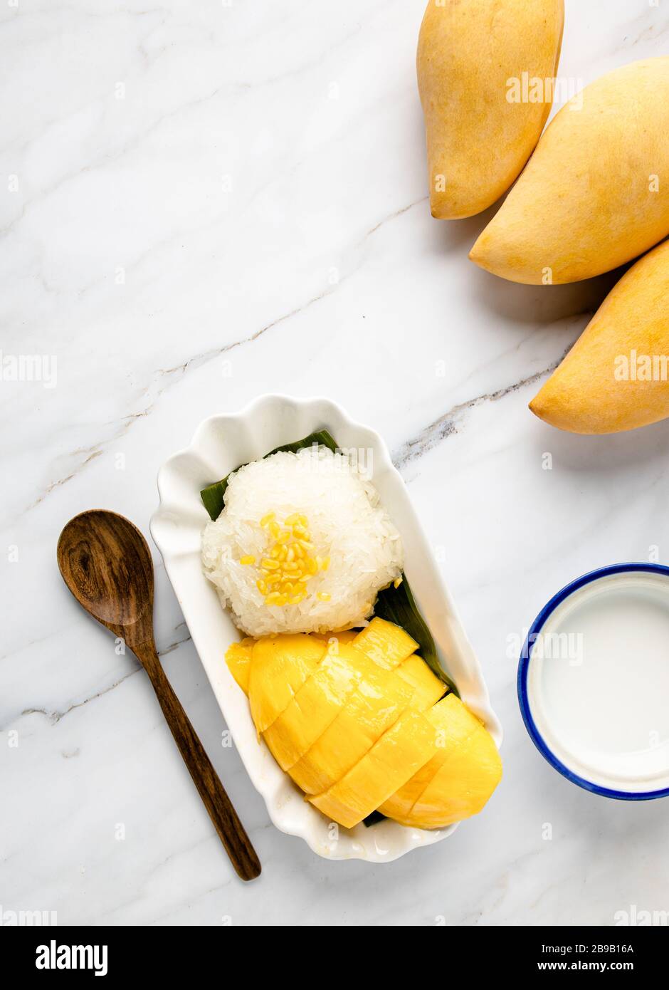 This is the picture of Mangoes Sticky Rice with Coconut Milk on Mable