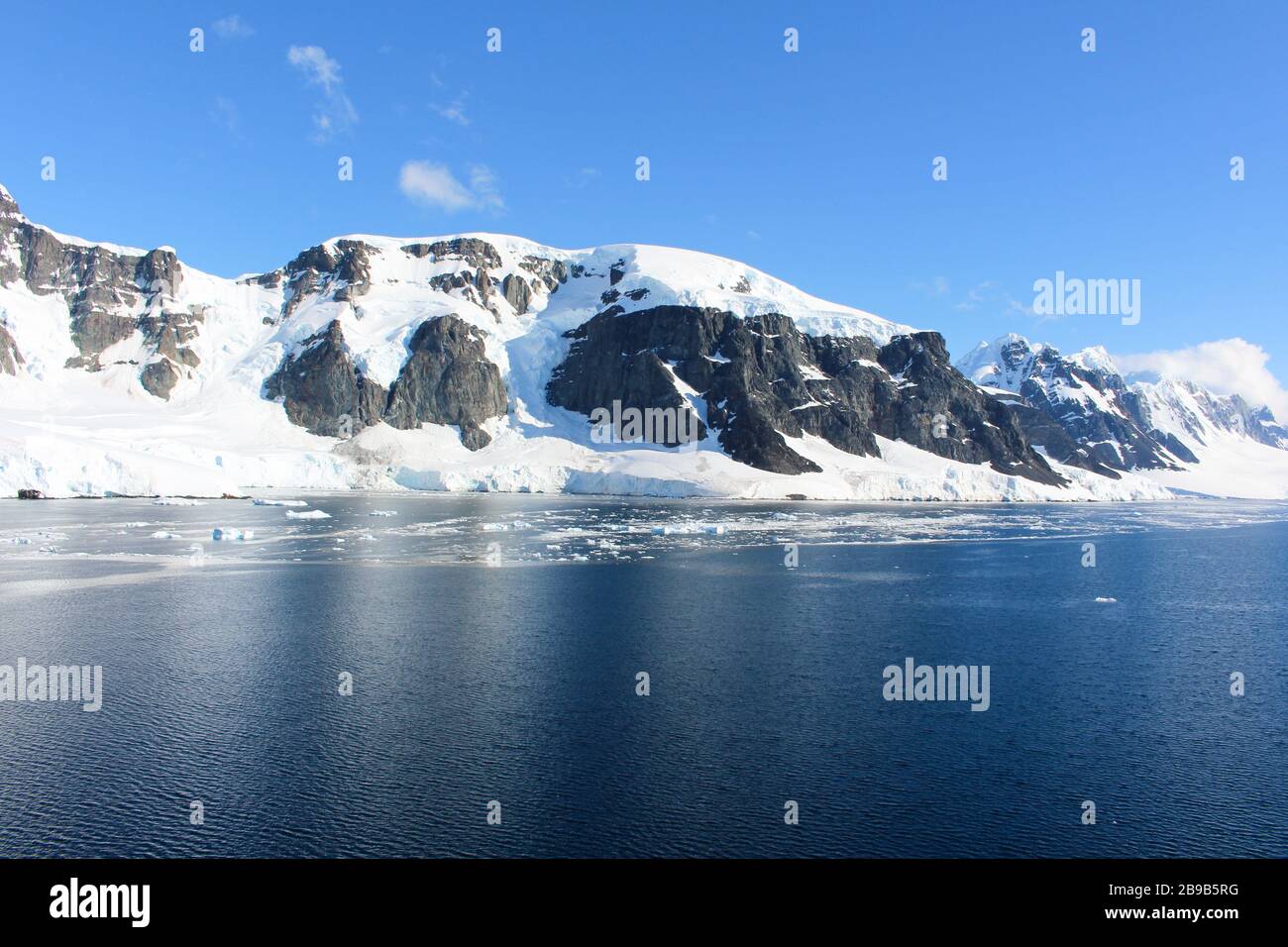 Landscape around the Antarctic Peninsula, Palmer Archipelago