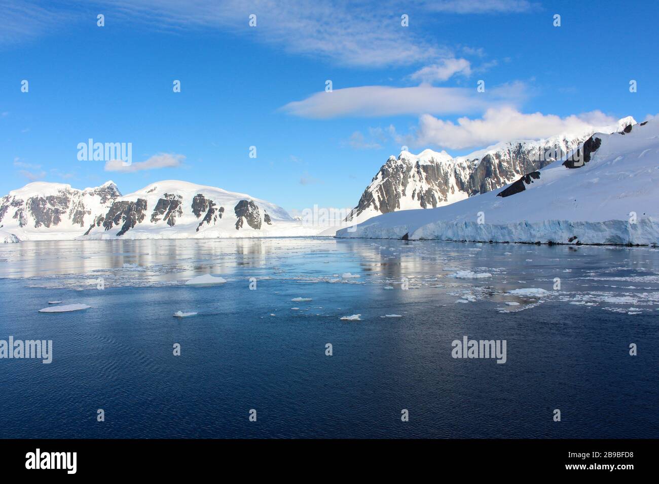 Landscape around the Antarctic Peninsula, Palmer Archipelago