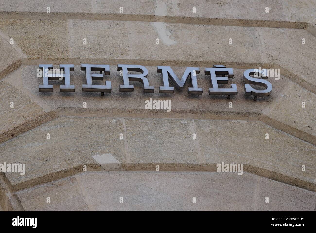 Hermes Fashion Sign Stock Photos & Hermes Fashion Sign Stock Images - Alamy