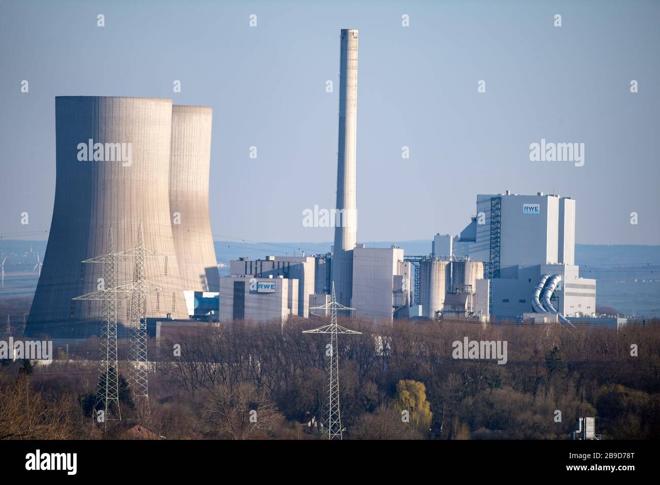 The Westfalen power plant is a coal-fired large-scale power plant operated  by RWE Power AG (up to 2000 VEW) in the Hamm-Uentrop district (Schmehausen  district) of the city of Hamm at the