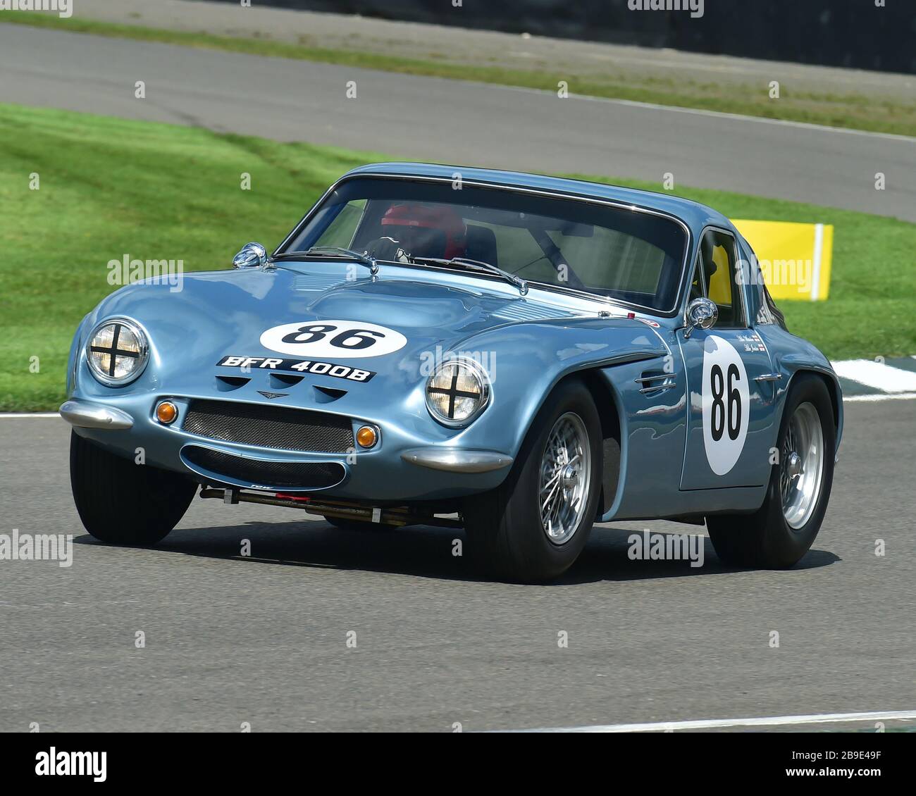 Mike Whitaker, Michael Whitaker Jnr, Ford Mustang, Masters Pre-1966 Touring  Cars, harking back to the days of the British Saloon Car Championship, a o  Stock Photo - Alamy