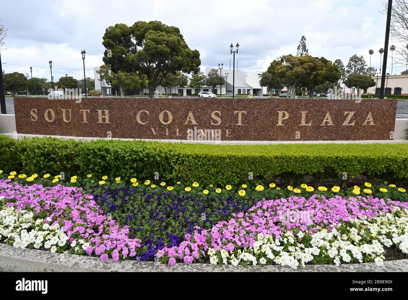 South coast plaza costa mesa hi-res stock photography and images - Alamy