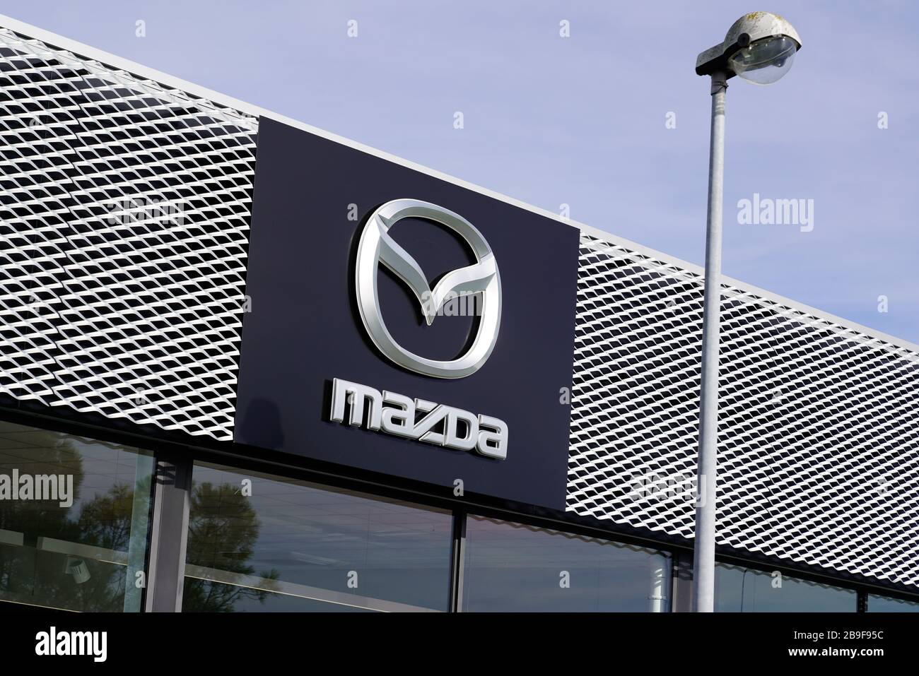 Bordeaux Aquitaine France 10 02 19 Mazda Automobile Sign Store Car Dealership Shop Japanese Automaker Logo Stock Photo Alamy