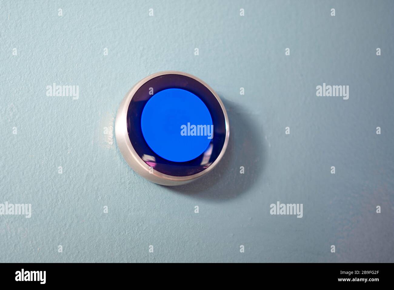 Picture of Honeywell thermostat hi-res stock photography and images - Alamy