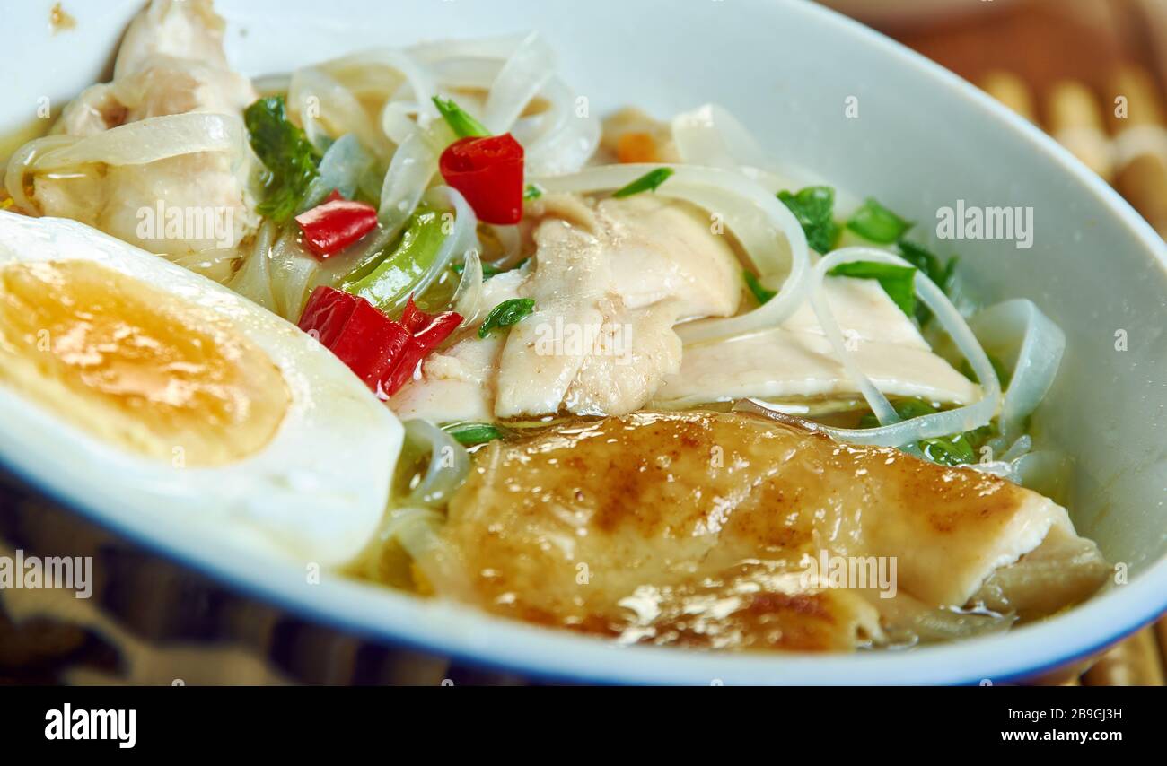 Pidayus Chicken Sotanghon Soup, Filipino-style soup made with bite-sized ...
