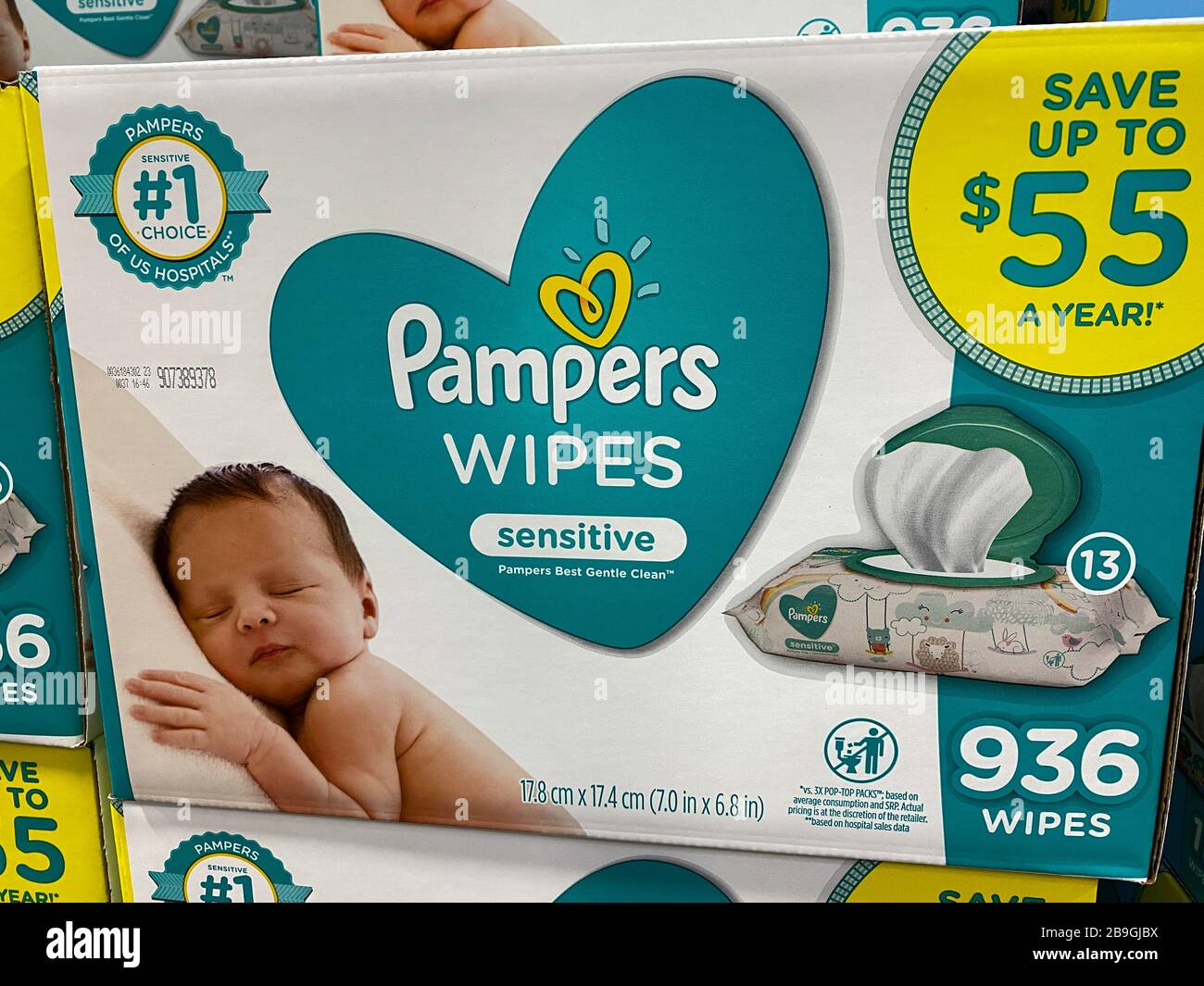 Orlando,FL/USA - 3/7/20: A box of Pampers Sensitive Baby Wipes in the baby  aisle at a Sams Club wholesale retail store Stock Photo - Alamy