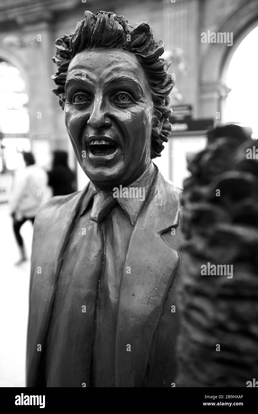 Statue of Ken Dodd in Lime Street Railway Station in Liverpool, England