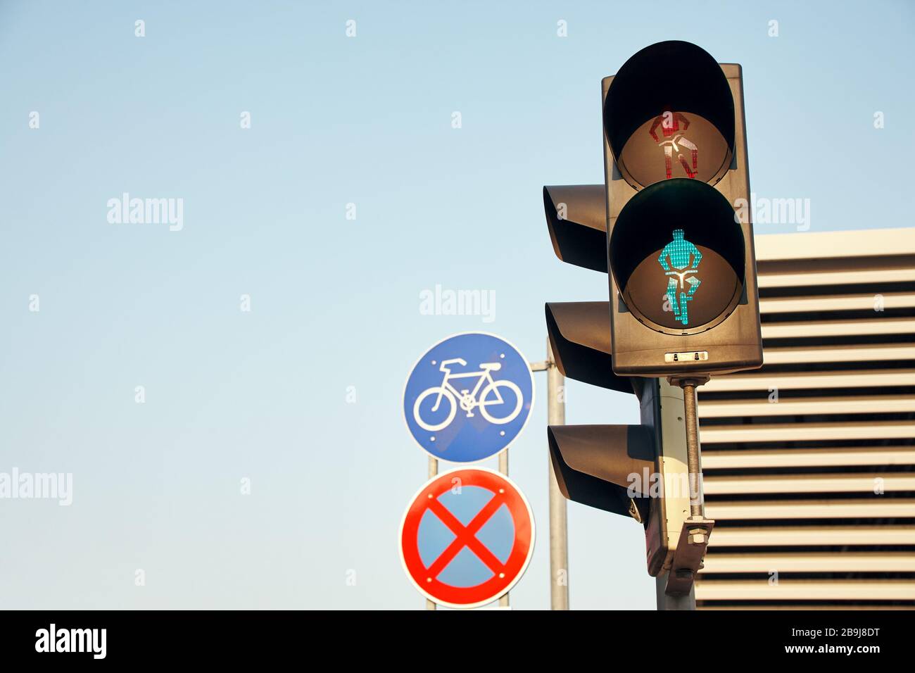 Traffic light for cyclists. Bicycle road signs Stock Photo - Alamy