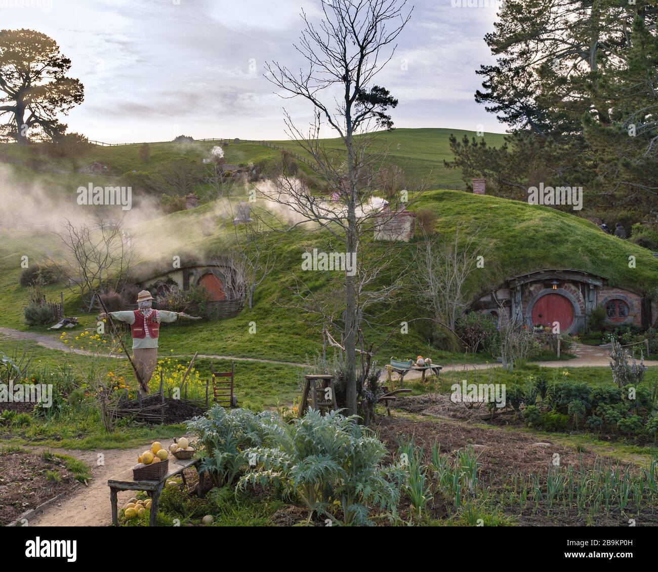 A scarecrow guards the vegetable garden at the Hobbiton Movie Set, New Zealand Stock Photo