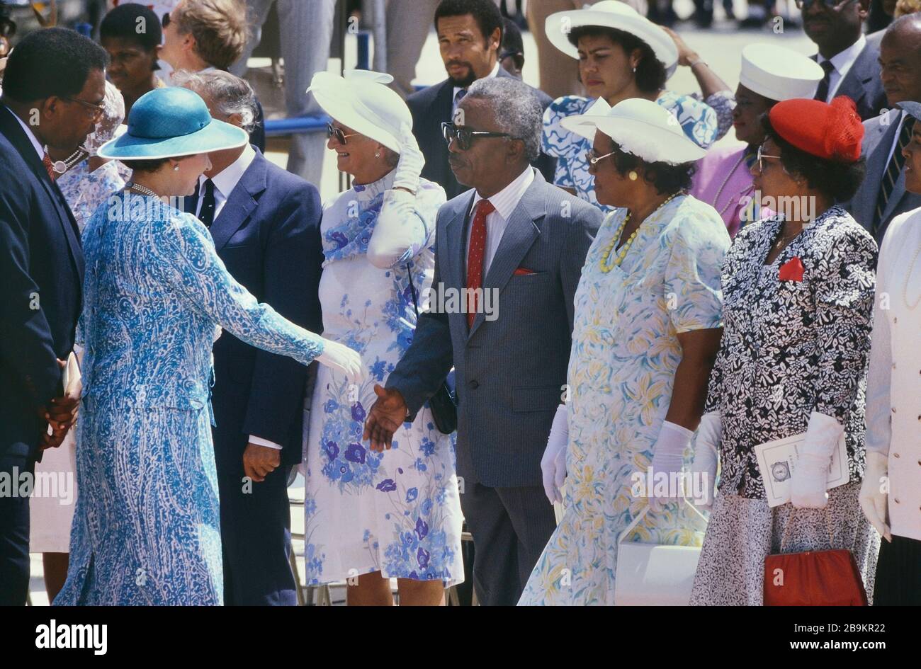 Queen Elizabeth II visit to Queen's College to officiate at a stone ...