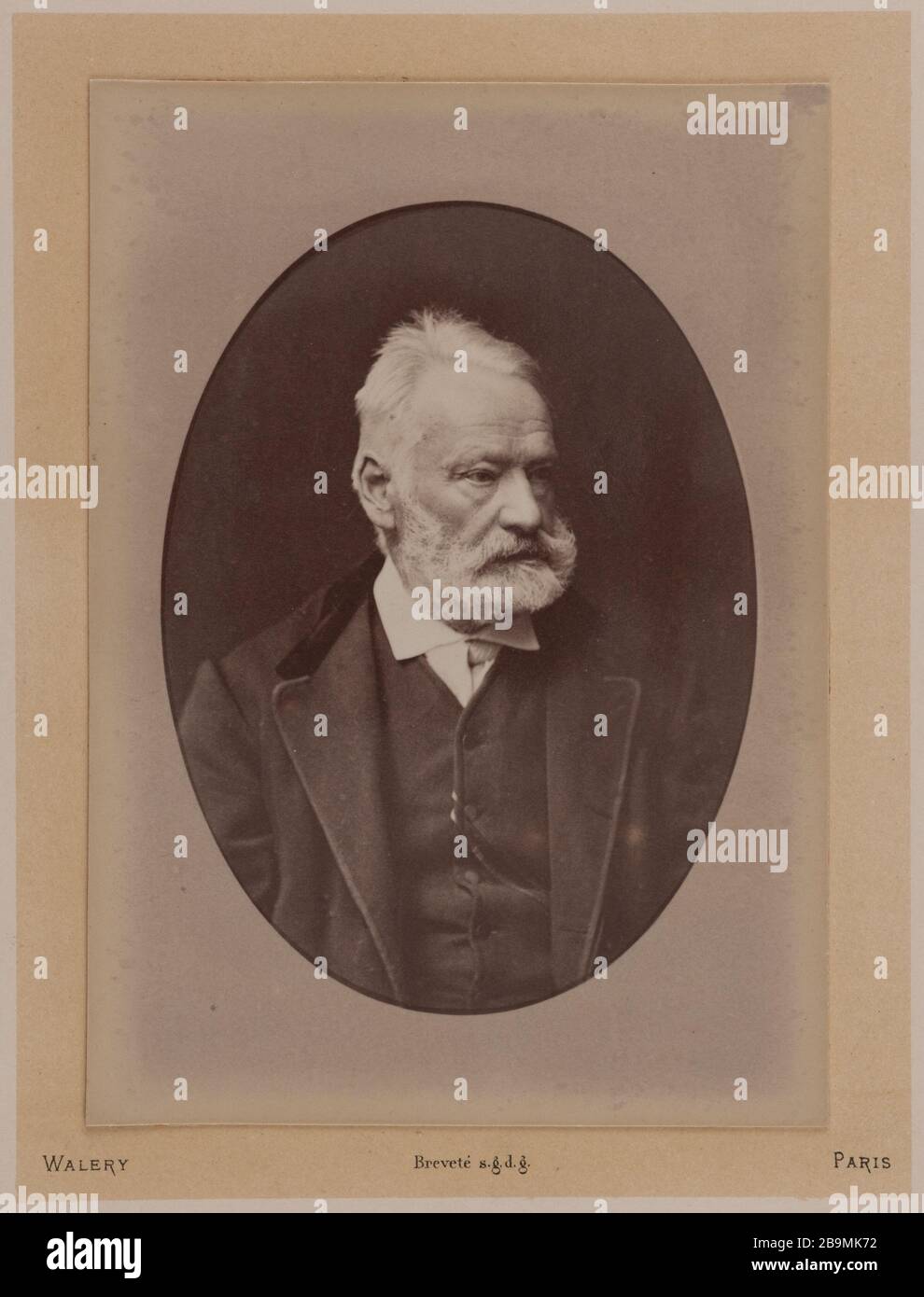 Victor Hugo slightly profile Lucien Waléry (1830-1890). Victor Hugo légèrement de profil. Epreuve sur papier albuminé, 1879. Paris, Maison de Victor Hugo. Stock Photo
