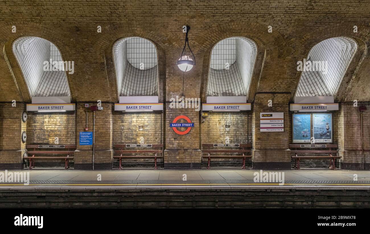 Baker Street Underground station. Circle and District Line platform with four historic arches. Stock Photo